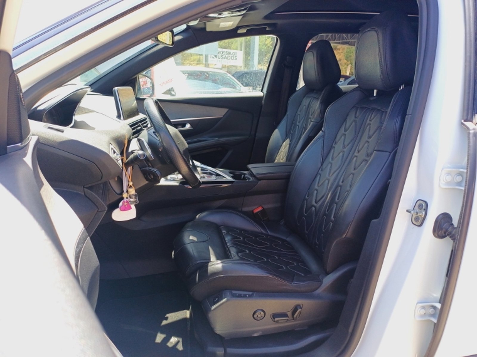 PEUGEOT 3008 Gt Bluehdi 180 Eat8 2.0 2020 - Imagen 12 de 19