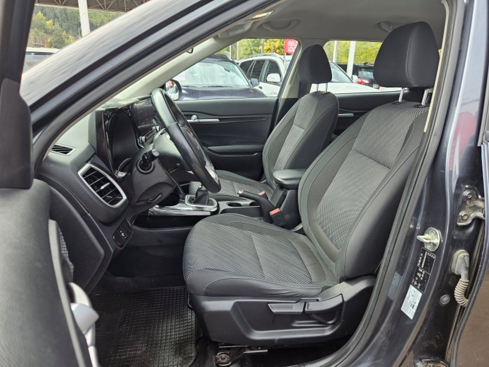Kia Seltos Mpi 6mt 1.6 2022 - Imagen 14 de 20