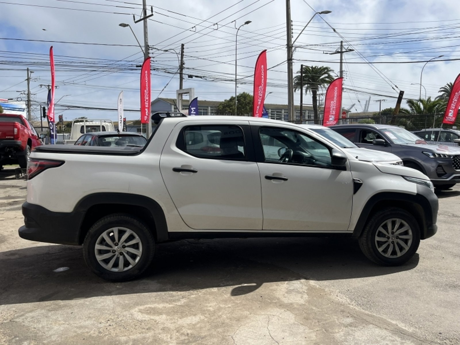 RAM 700 Slt Cd 4x2 1.4 2023 - Imagen 6 de 20