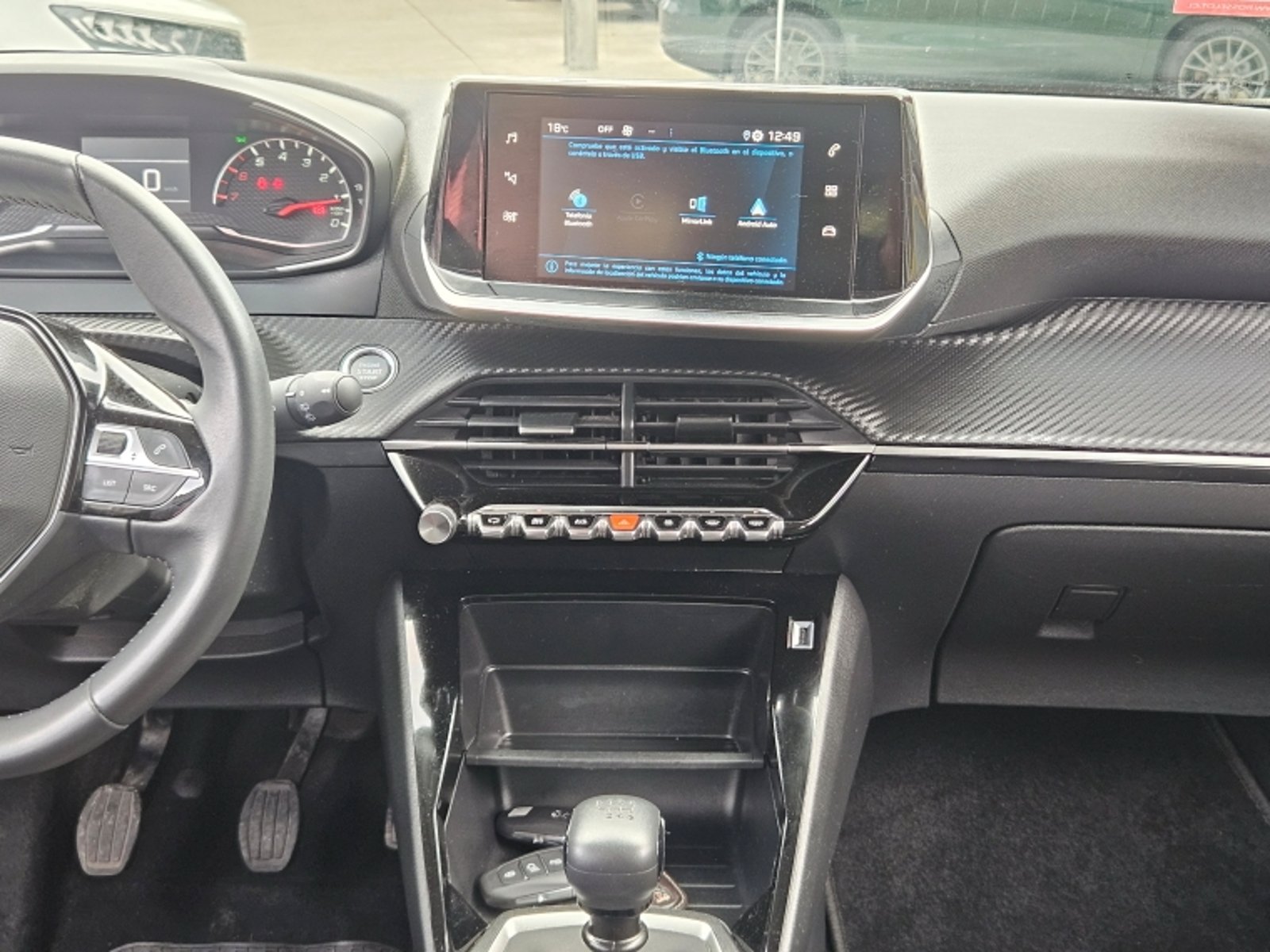 Peugeot 2008 Puretech 130 1.2 2023 - Imagen 11 de 20