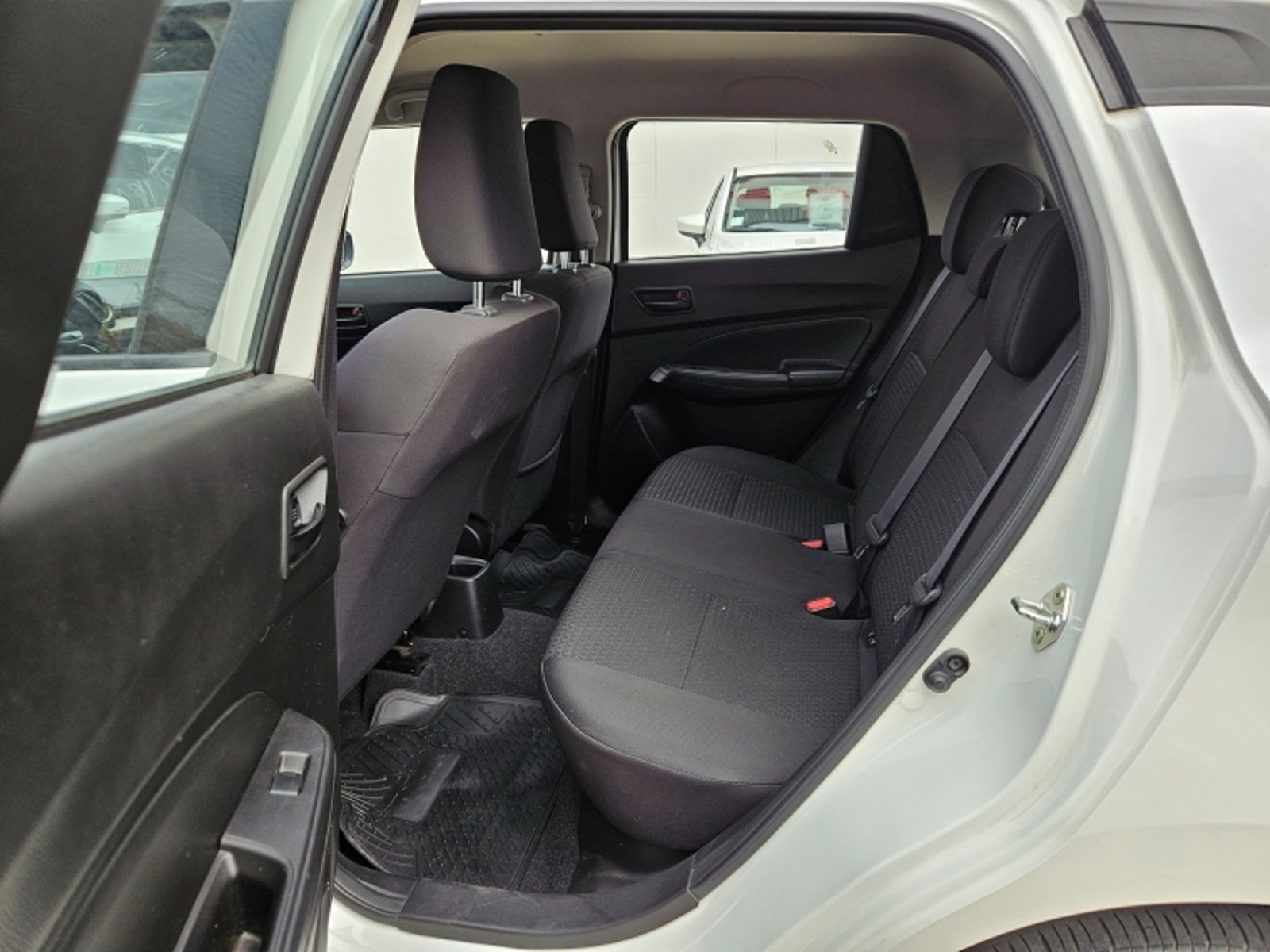 SUZUKI Swift Gls 1.2 2018 - Imagen 8 de 20