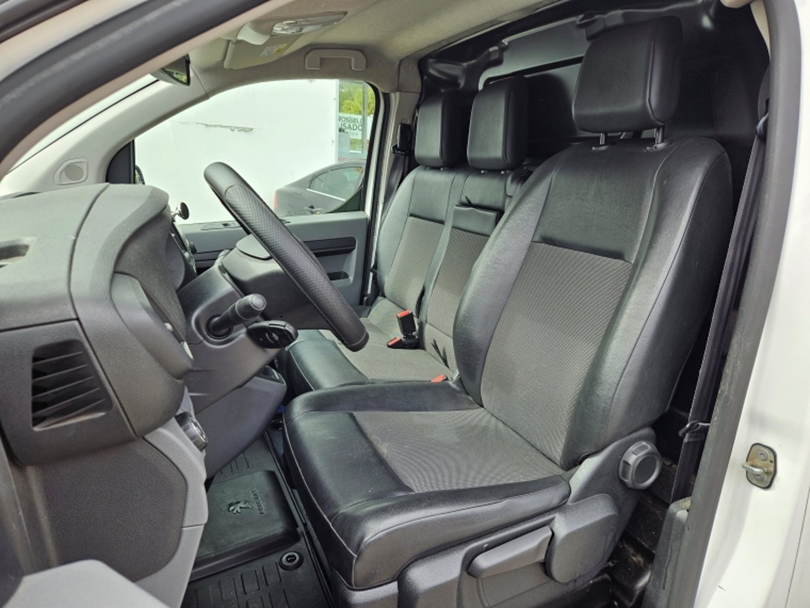 Peugeot Expert 2.0 2019 - Imagen 11 de 18