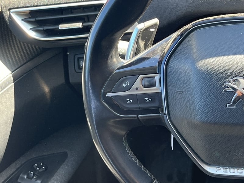 Peugeot 3008 Thp 165hp 1.6 Aut 2020 - Imagen 17 de 20