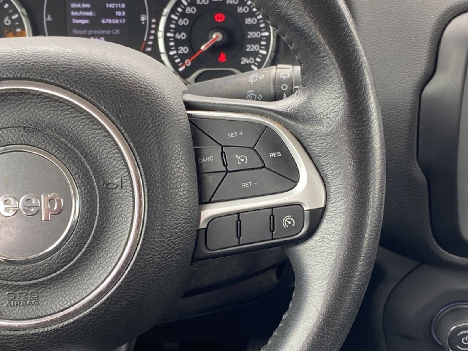 JEEP Renegade Sport 1.8 2022 - Imagen 15 de 20