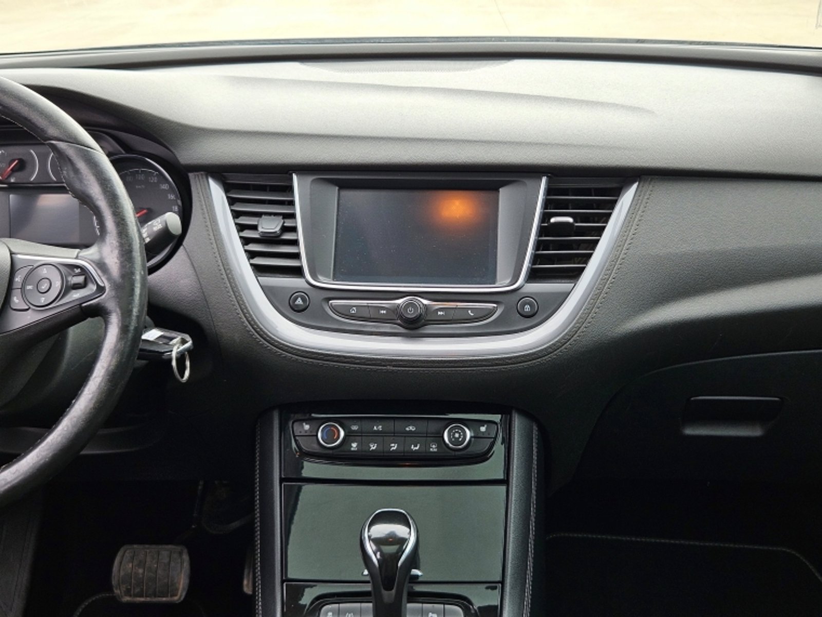 Opel Grandland X Enjoy 1.6 At 2019 - Imagen 11 de 20