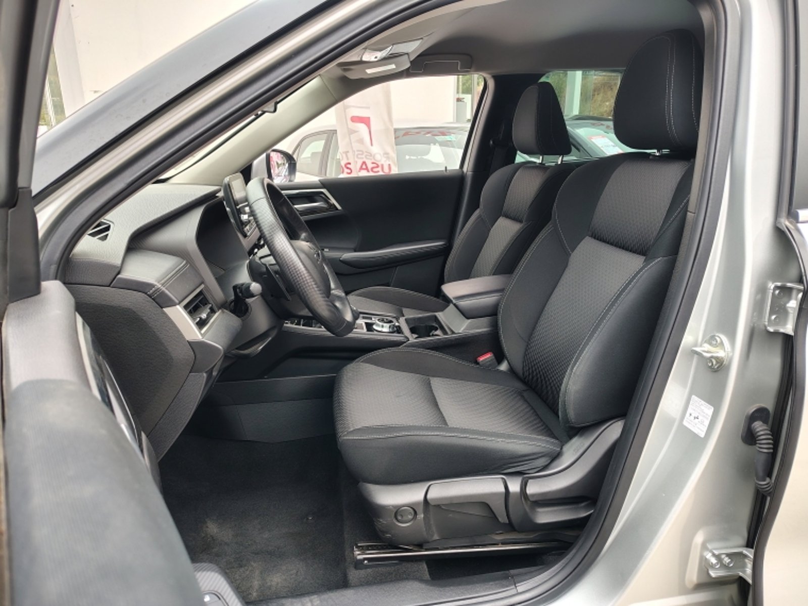 MITSUBISHI New Outlander 4x2 At Gl 2.5 Mn 2023 - Imagen 12 de 20