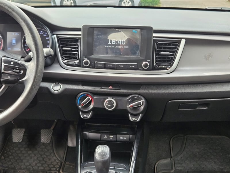 Kia Rio 5 Ex 1.4 2019 - Imagen 7 de 19