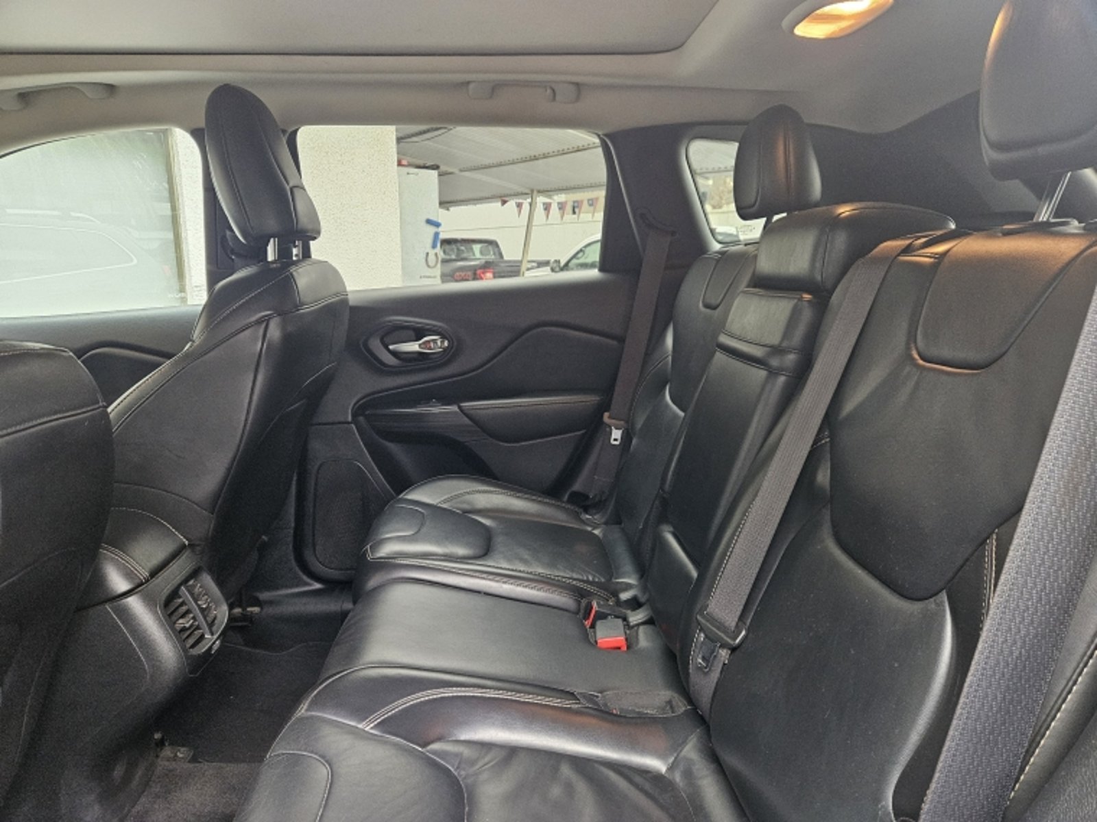 Jeep Cherokee Ltd 4x4 2.4 2016 - Imagen 8 de 20