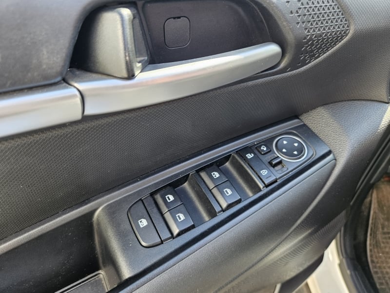 Kia Sonet Ex 1.5l 6mt Full 4x2 2022 - Imagen 11 de 18