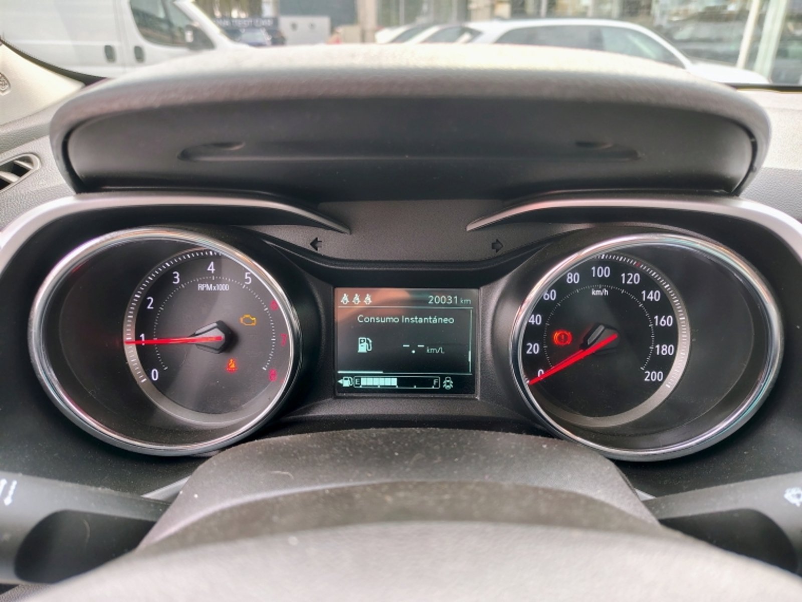 CHEVROLET Tracker 1.2t 2023 - Imagen 14 de 20