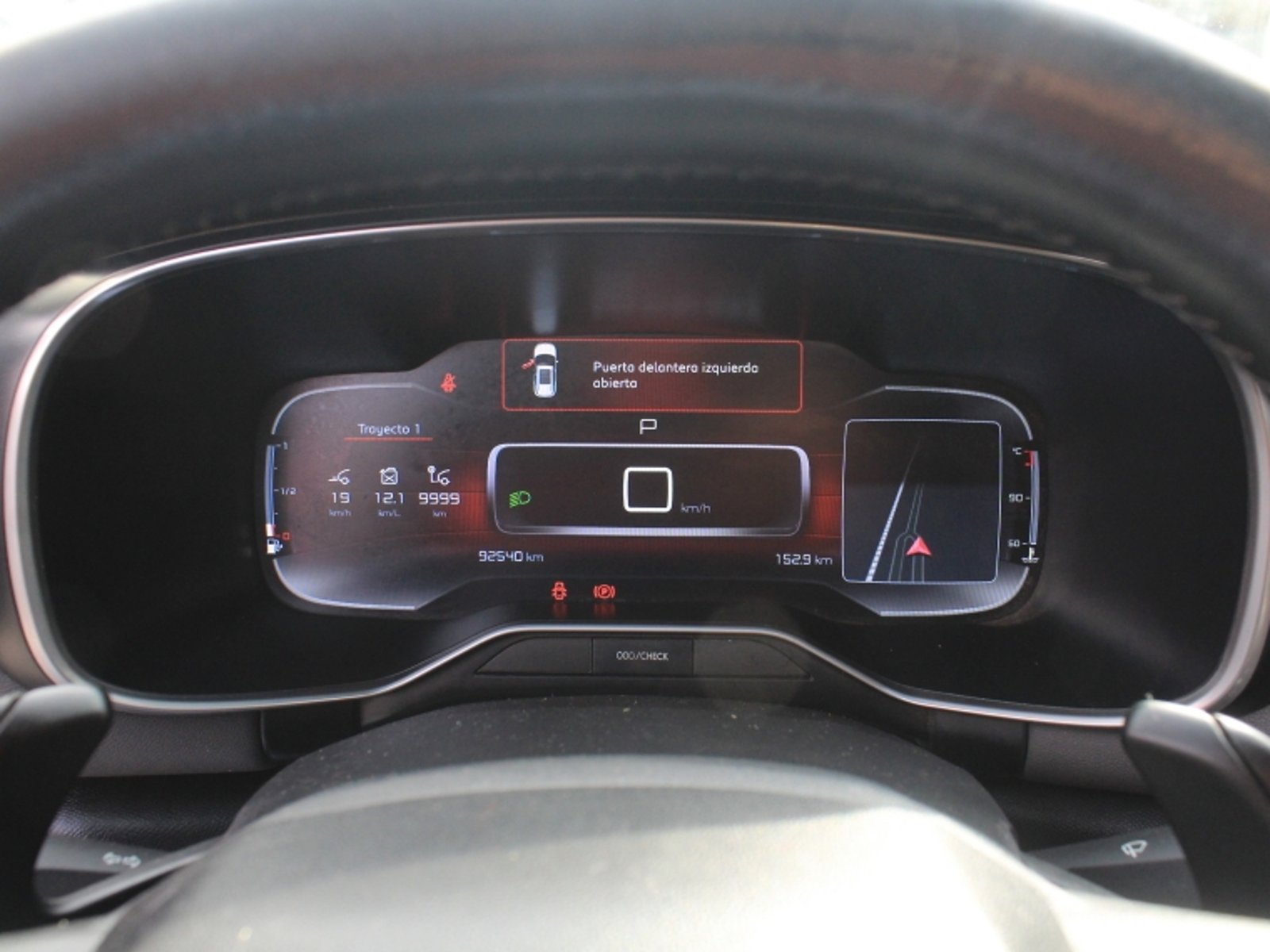 Citroën C5 Aircross Hdi 1.5 Aut 2021 - Imagen 16 de 20