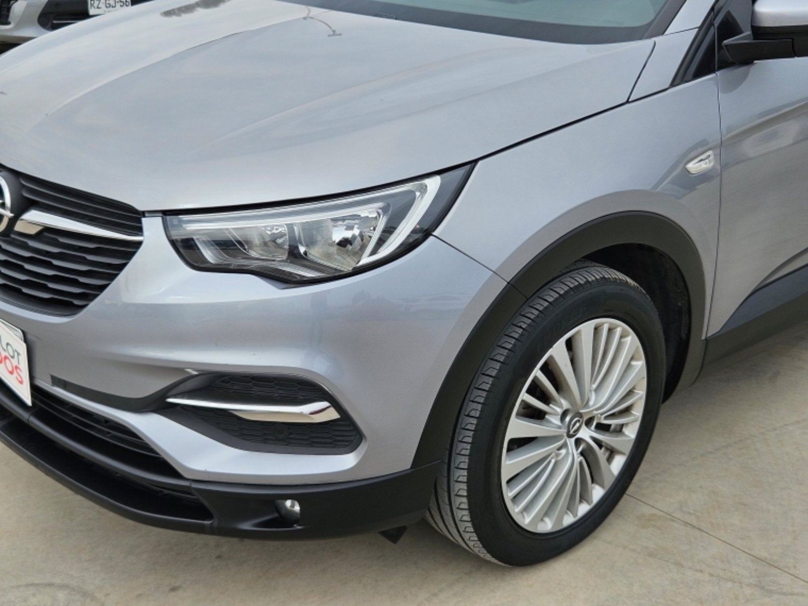 Opel Grandland X Enjoy 1.6 At 2019 - Foto 2 de 20