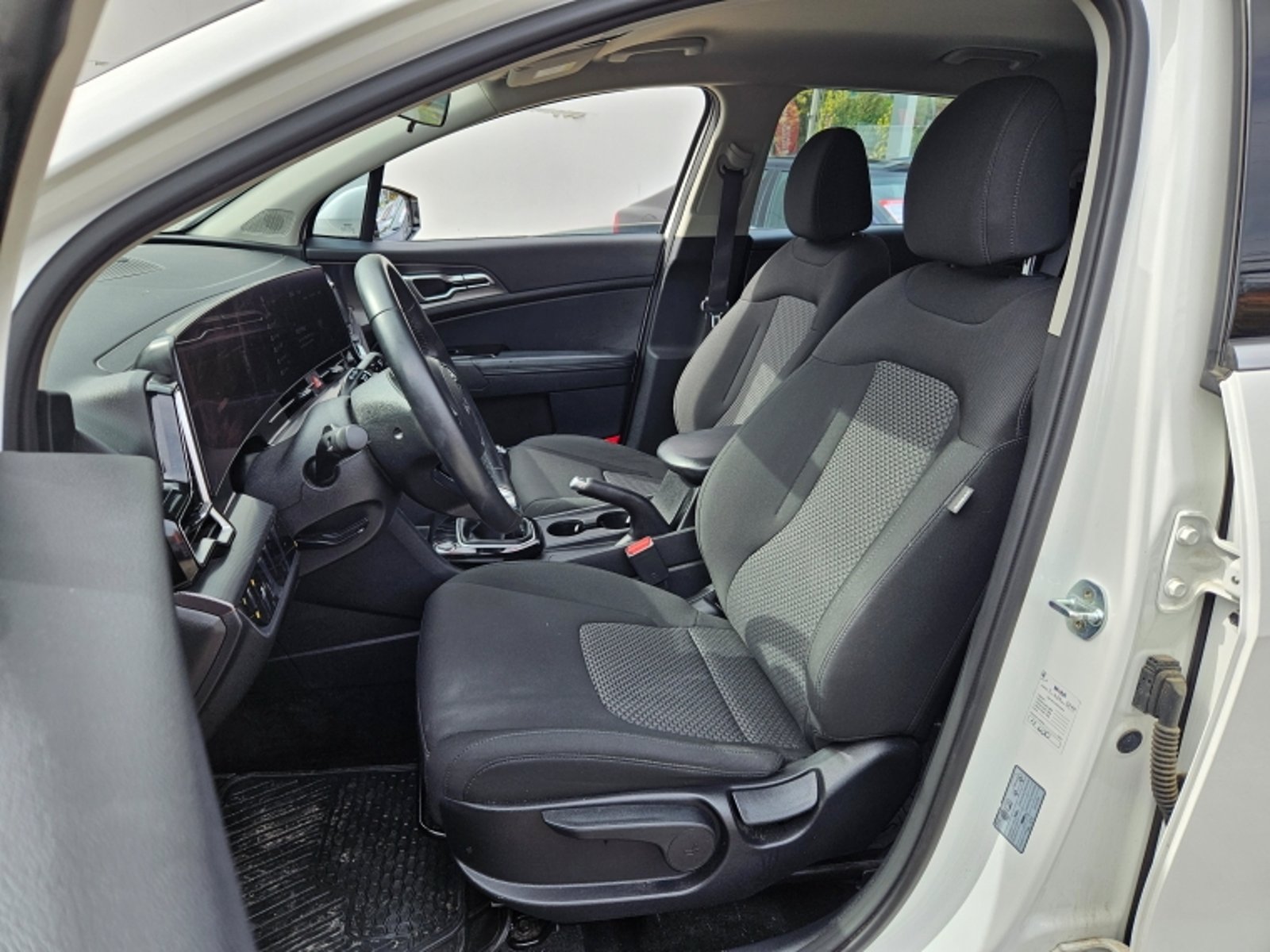 Kia Sportage Ex 2.0l 2023 - Imagen 14 de 20