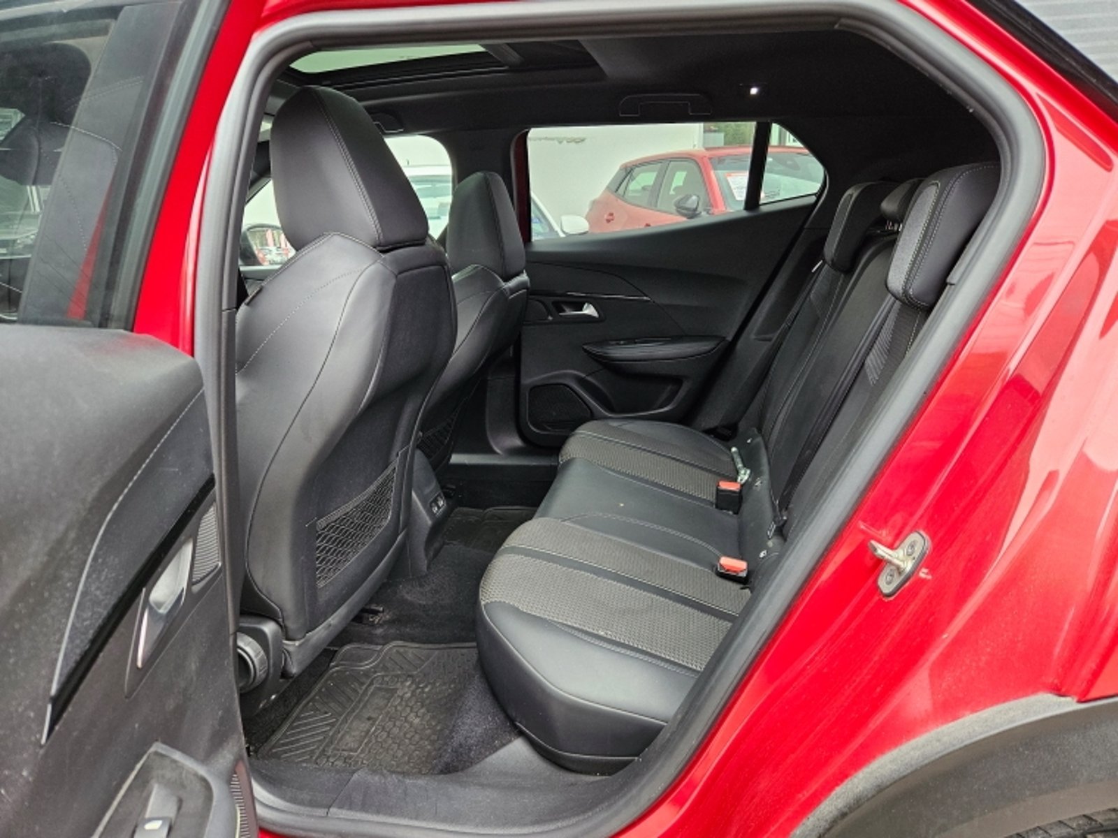 Peugeot 2008 Nuevo 2008 Gt Bluehdi 130 Eat8 2021 - Imagen 8 de 20