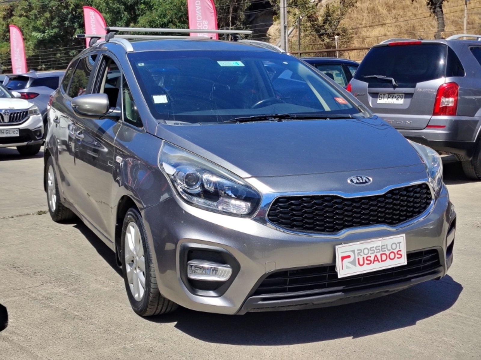 Kia CARENS New Carens Ex 2.0 2019 - Foto 4 de 17