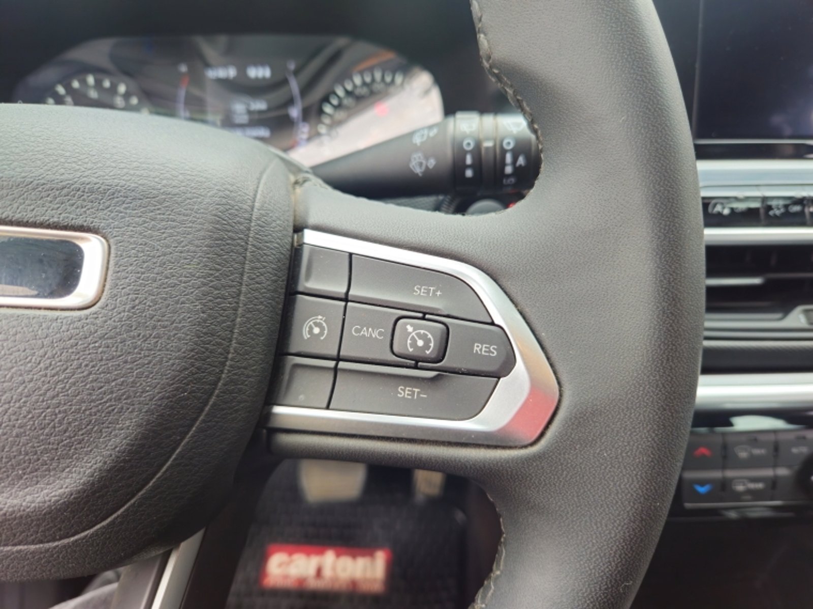 JEEP Compass Sport 4x2 1.3 Aut 2023 - Imagen 18 de 20