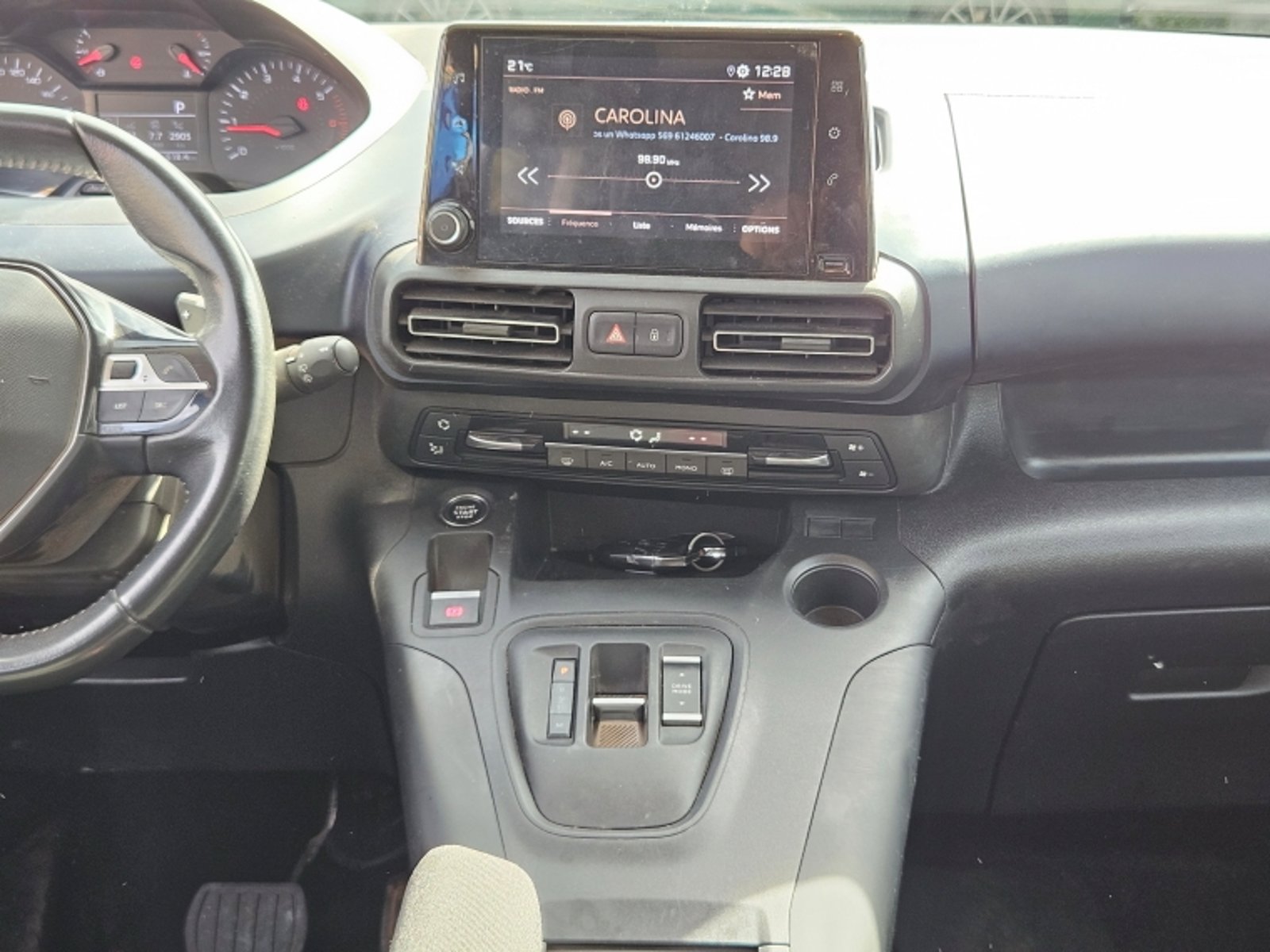 Peugeot Rifter Bluehdi 130 1.5 At 2024 - Imagen 8 de 20