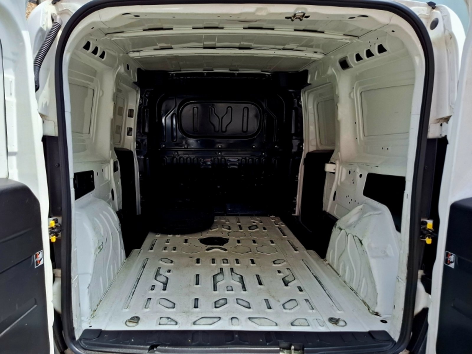RAM V1000 Van 1000 1.3 2020 - Imagen 20 de 20