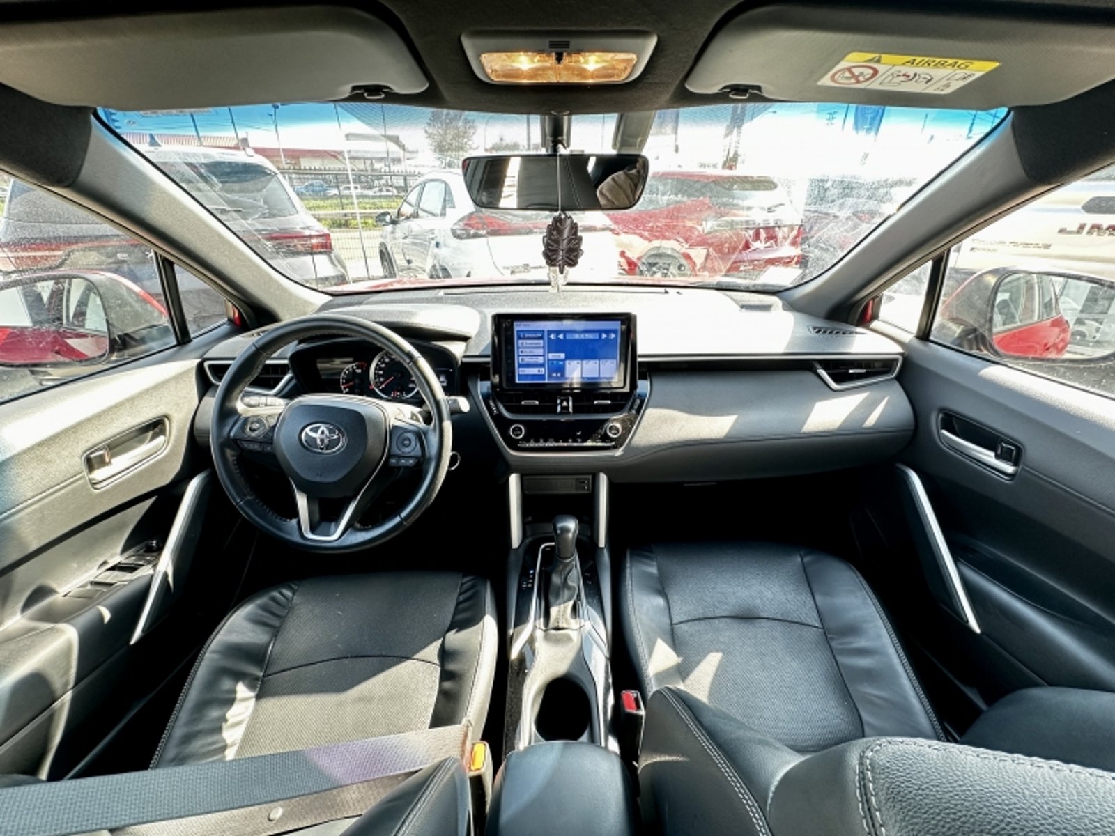 Toyota Corolla Cross 4x2 2.0 Aut 2023 - Imagen 18 de 20