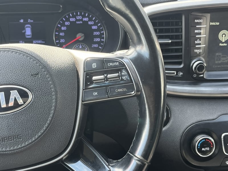 Kia Sorento Ex 2.4 2021 - Imagen 18 de 20