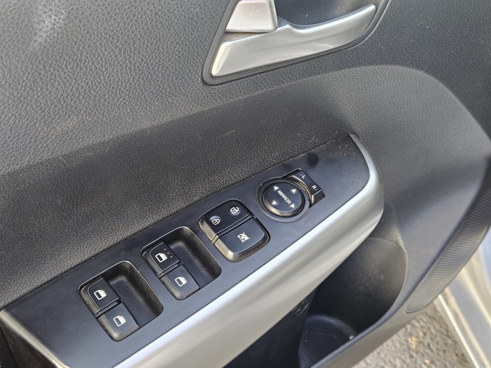KIA Morning Mpi 1.2 2025 - Foto 4 de 12