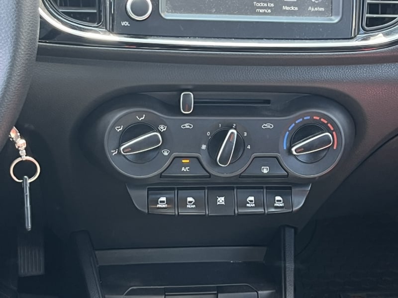 Kia Soluto Mpi 1.4 2024 - Imagen 19 de 20