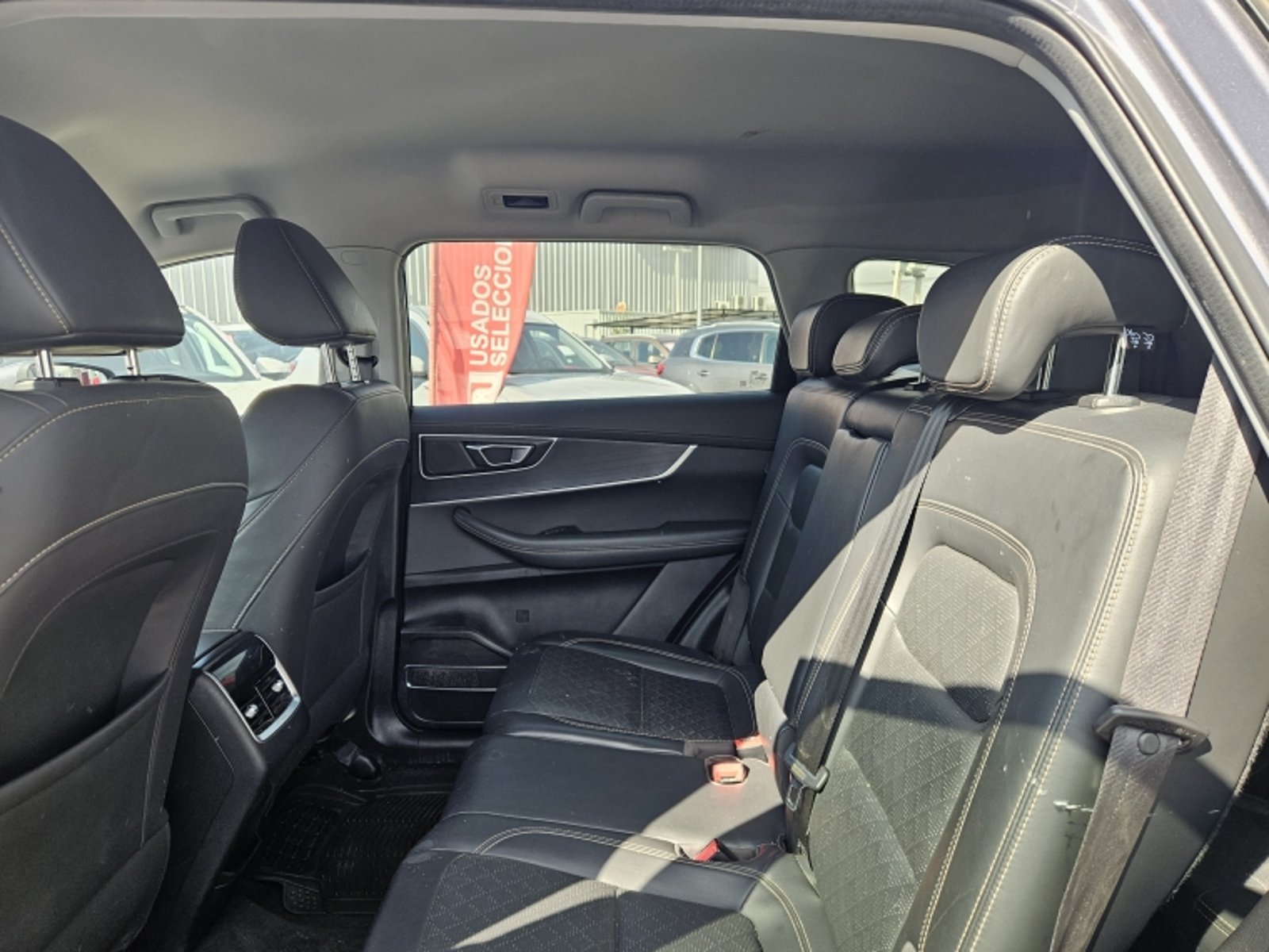 CHERY Tiggo 8 1.5 2023 - Imagen 8 de 20