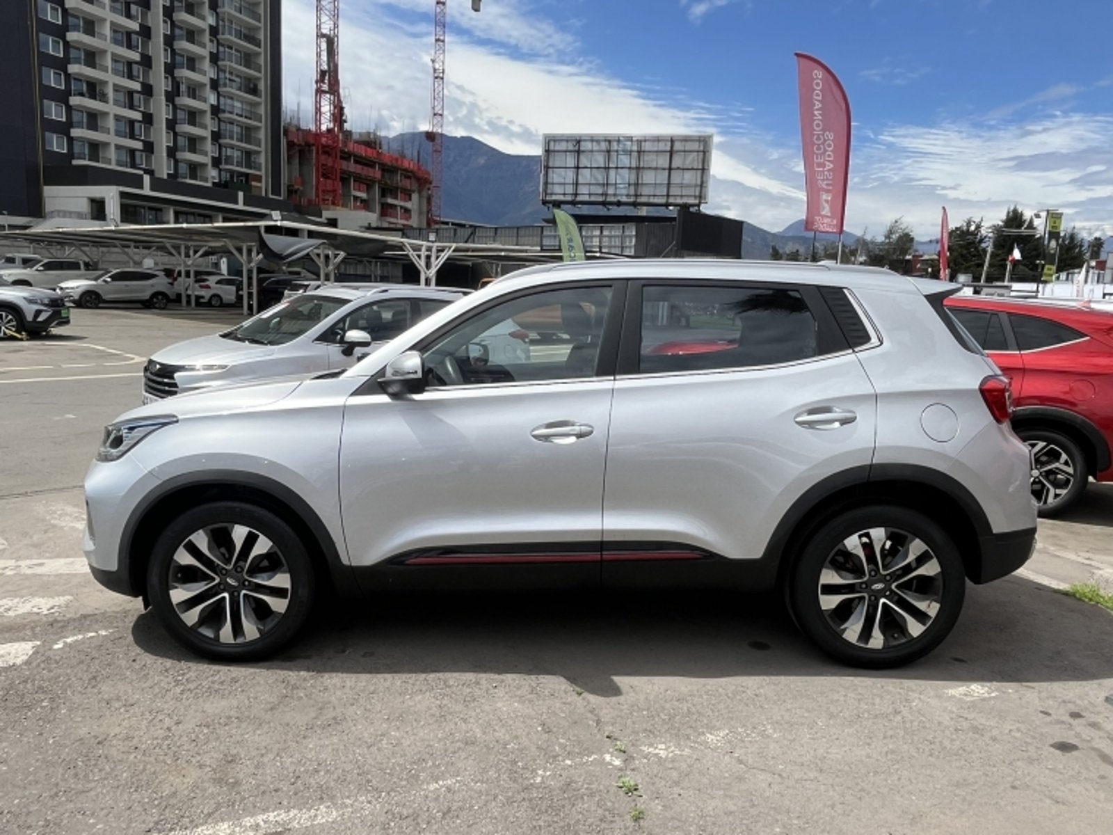 Chery ARRIZO 3 Tiggo 3 Pro Glx 1.5 Aut 2023 - Foto 2 de 20
