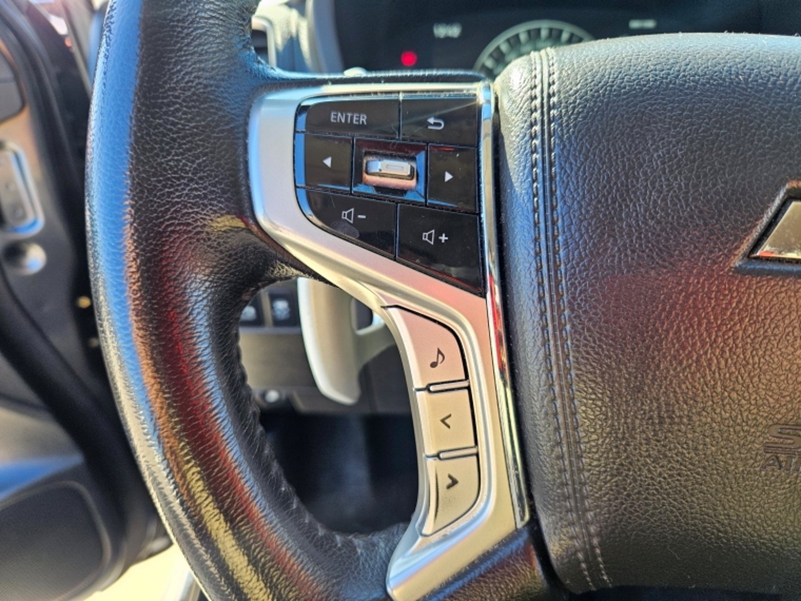 Mitsubishi Montero Sport 4x4 2.4 Aut 2022 - Imagen 19 de 20