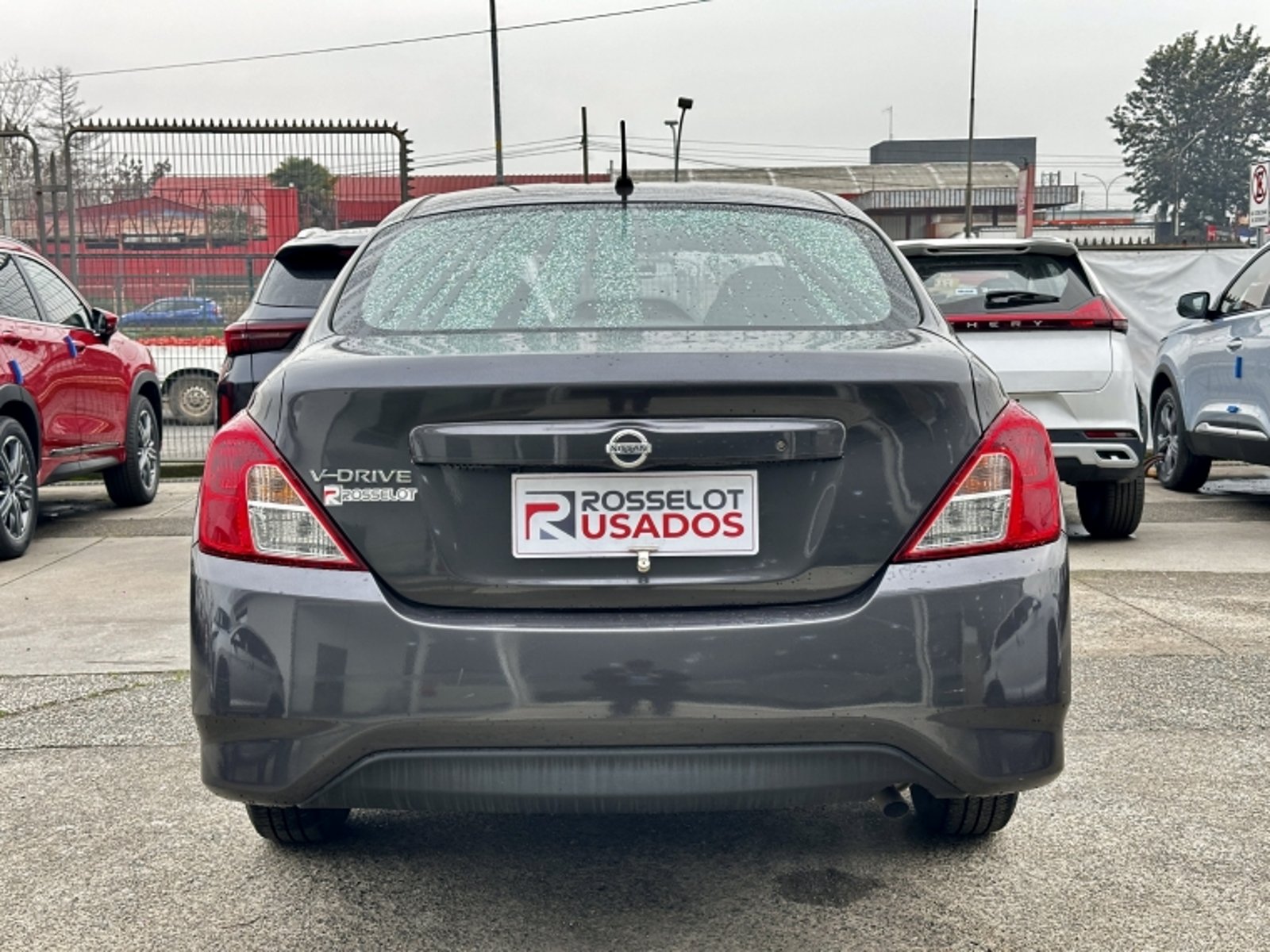 Nissan Versa Sedan 1.6 2021 - Imagen 6 de 20