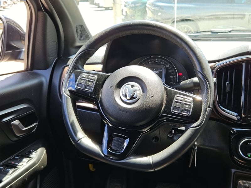 RAM 700 Longhorn 1.3 Aut 2023 - Imagen 12 de 20
