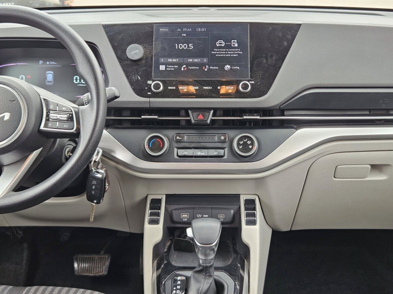 Kia Carens Ex 1.4 Aut 2024 - Imagen 11 de 20