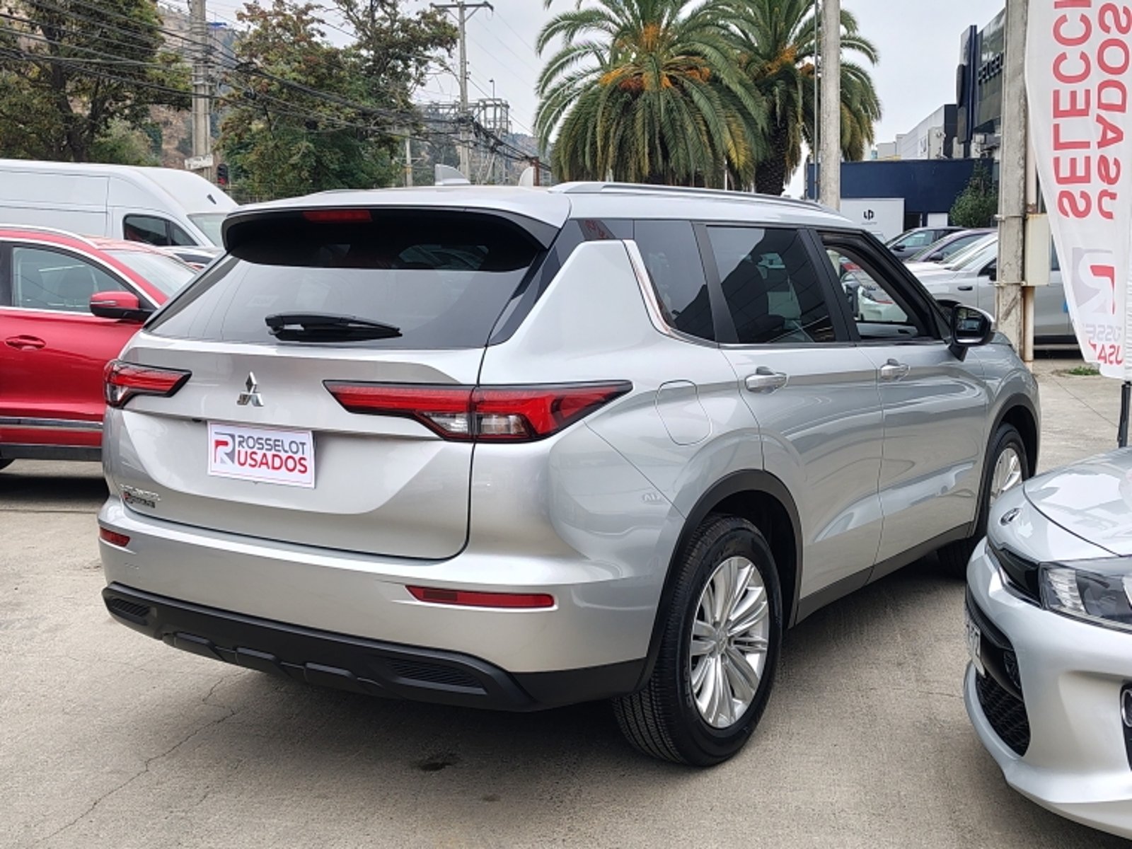 MITSUBISHI New Outlander 4x2 At Gl 2.5 Mn 2023 - Imagen 5 de 20