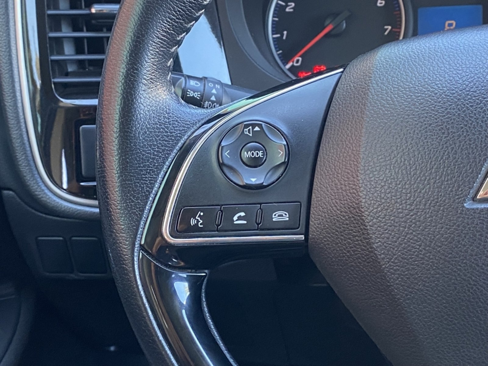 MITSUBISHI Outlander Cvt 2.0 Aut 2022 - Imagen 14 de 20