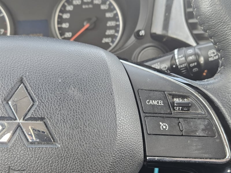 Mitsubishi Outlander 2.0 2021 - Imagen 12 de 20