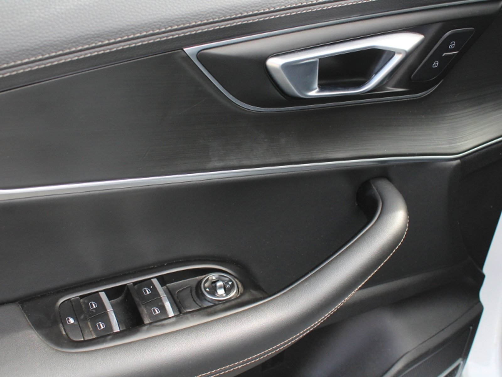 CHERY Tiggo 8 1.5 2021 - Imagen 8 de 16