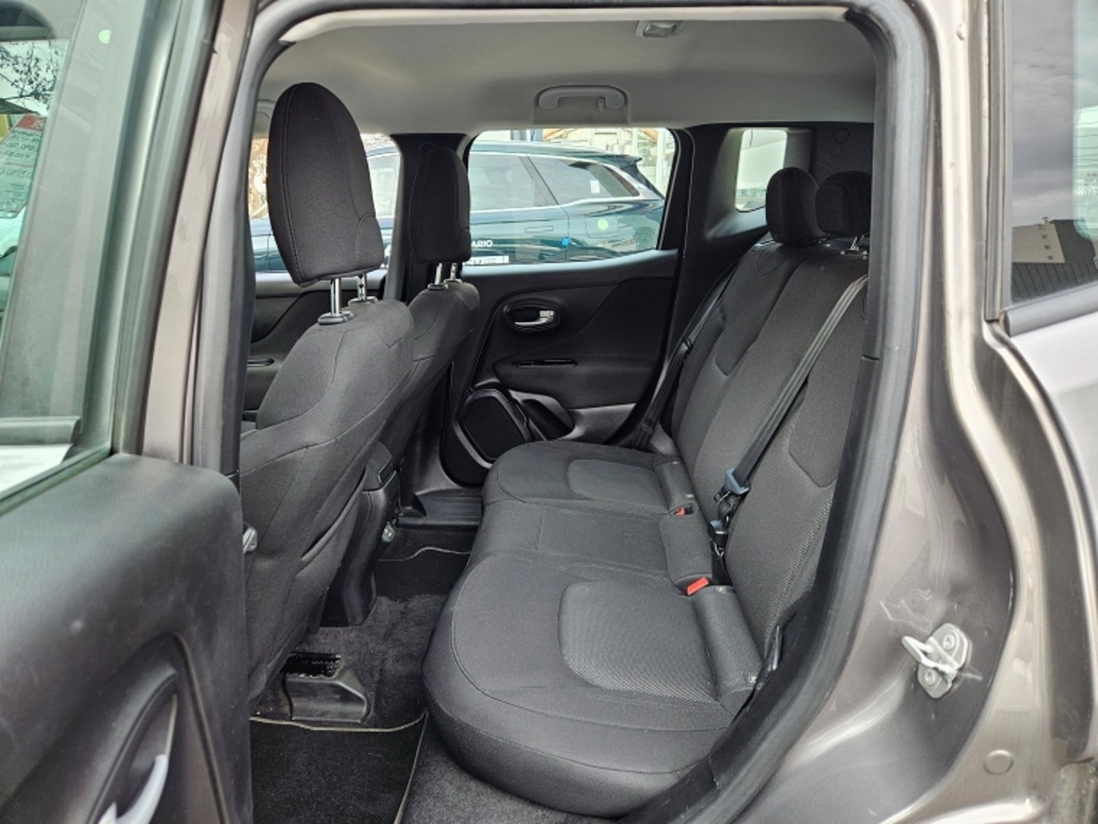 JEEP Renegade Sport 1.8 2022 - Imagen 8 de 20