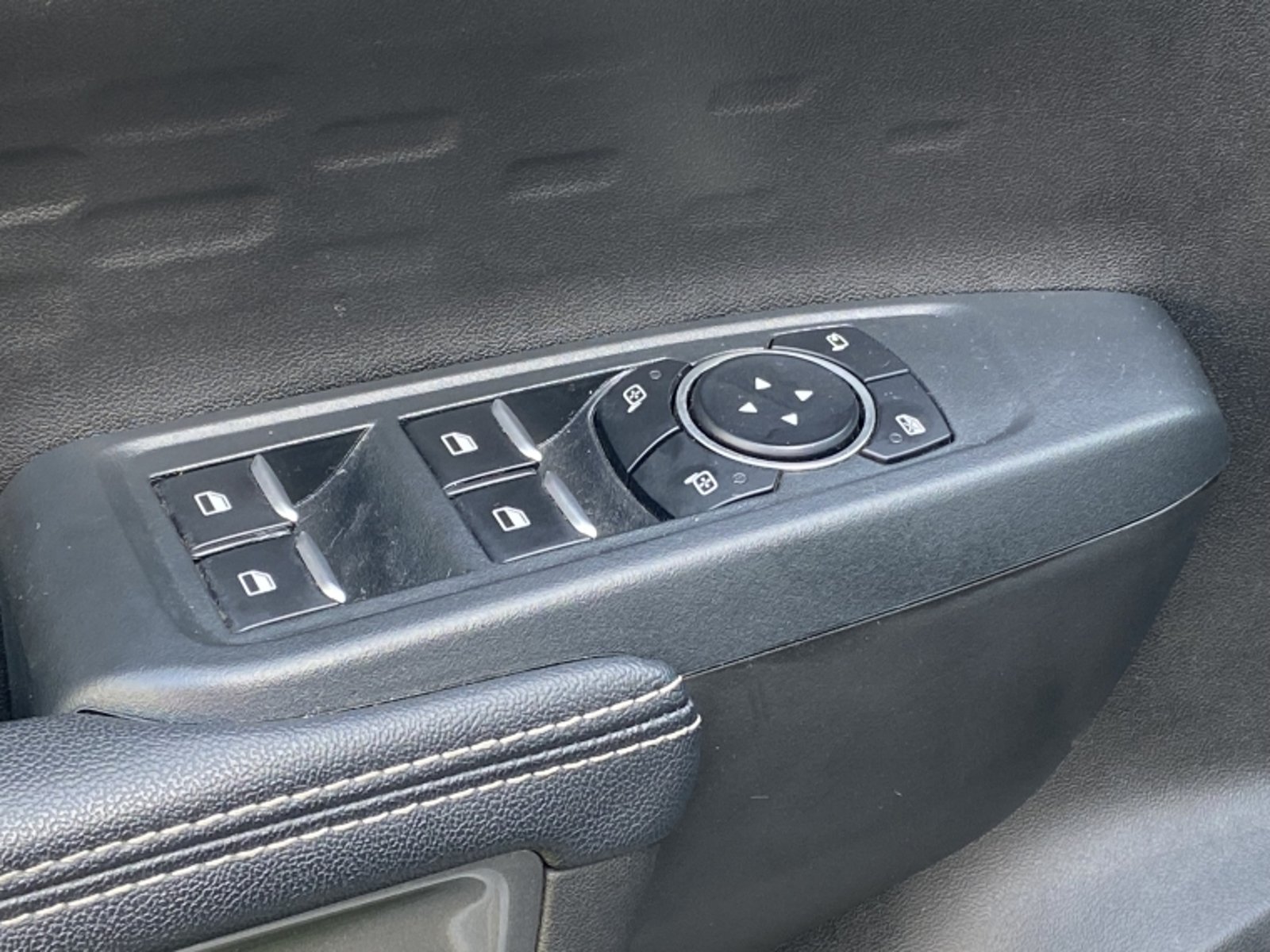FORD Ranger Xlt 2.0 Aut 2025 - Imagen 9 de 20