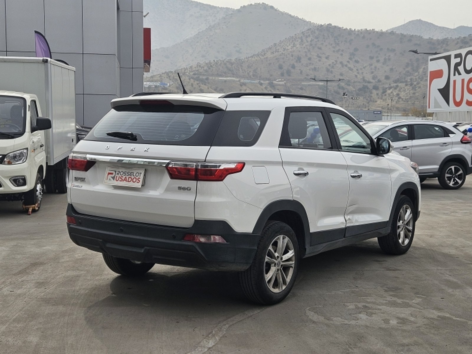 DFSK 560 Suv 560 4x2 1.8 2024 - Foto 4 de 20