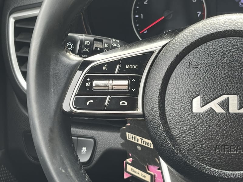 Kia Seltos Mpi 6mt 1.6 2023 - Imagen 19 de 20