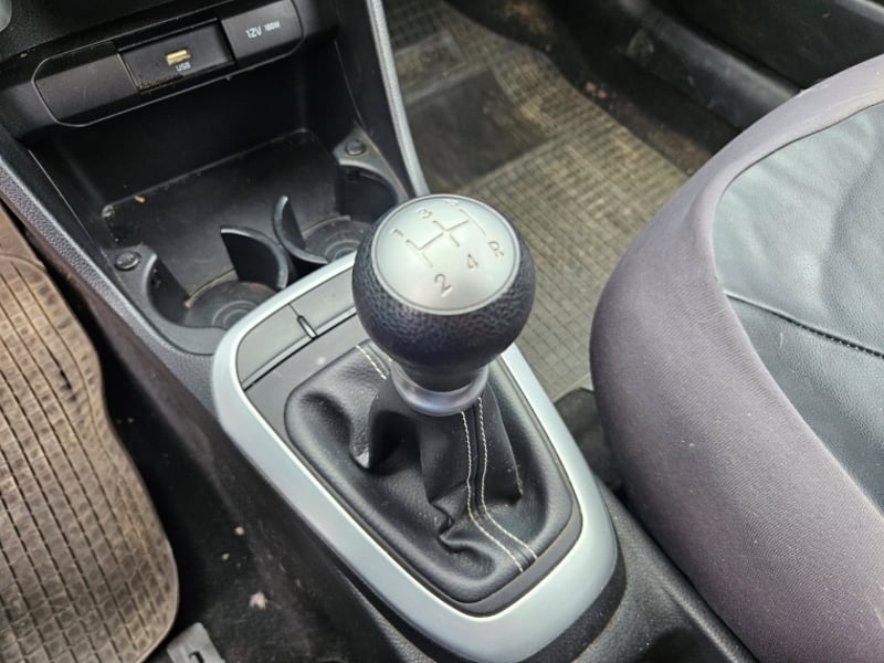 Kia Morning Mpi 1.2 2023 - Imagen 15 de 20