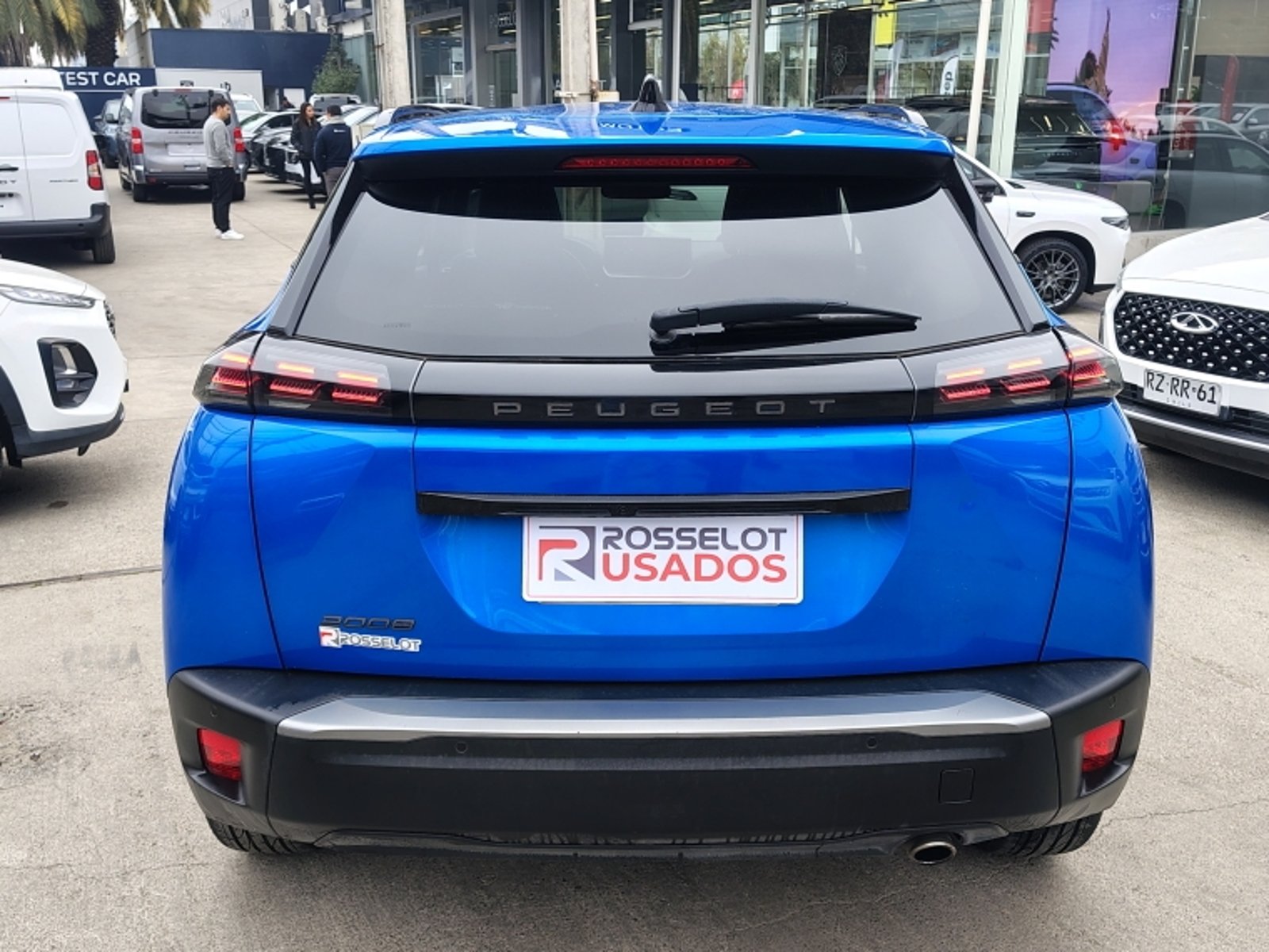 PEUGEOT 2008 Allure Bluehdi 1.5 Aut 2024 - Imagen 6 de 20