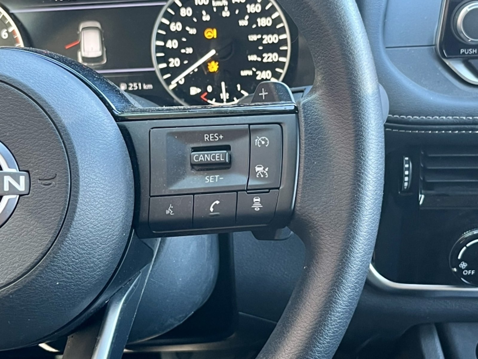 NISSAN X-TRAIL X Trail 4x2 2.5 Aut 2025 - Imagen 17 de 20