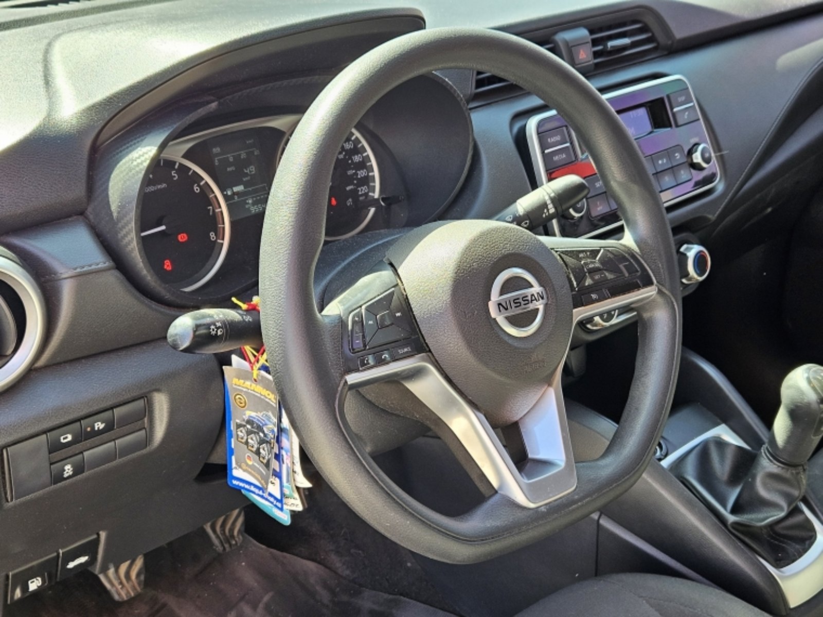 NISSAN Versa Mt 1.6 2021 - Imagen 13 de 20