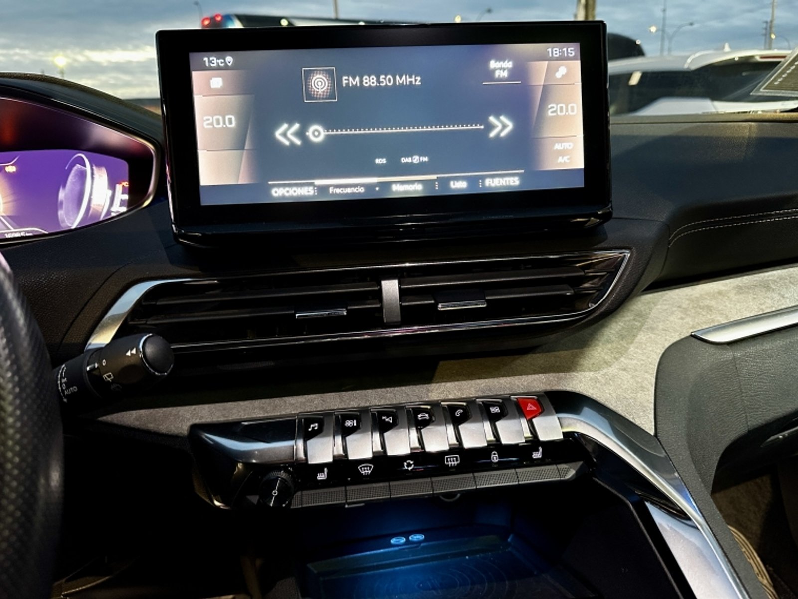 Peugeot NEW 5008 5008 Gt Bluehdi 1.5 Aut 2023 - Imagen 13 de 20