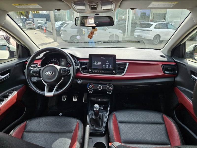 Kia Rio 5 Sport 1.6 2021 - Imagen 6 de 20
