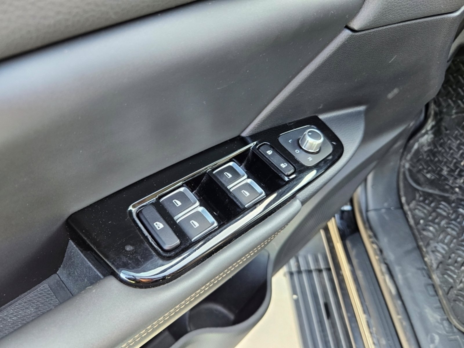Foton G7 Dcab 2.0 2024 - Imagen 13 de 20