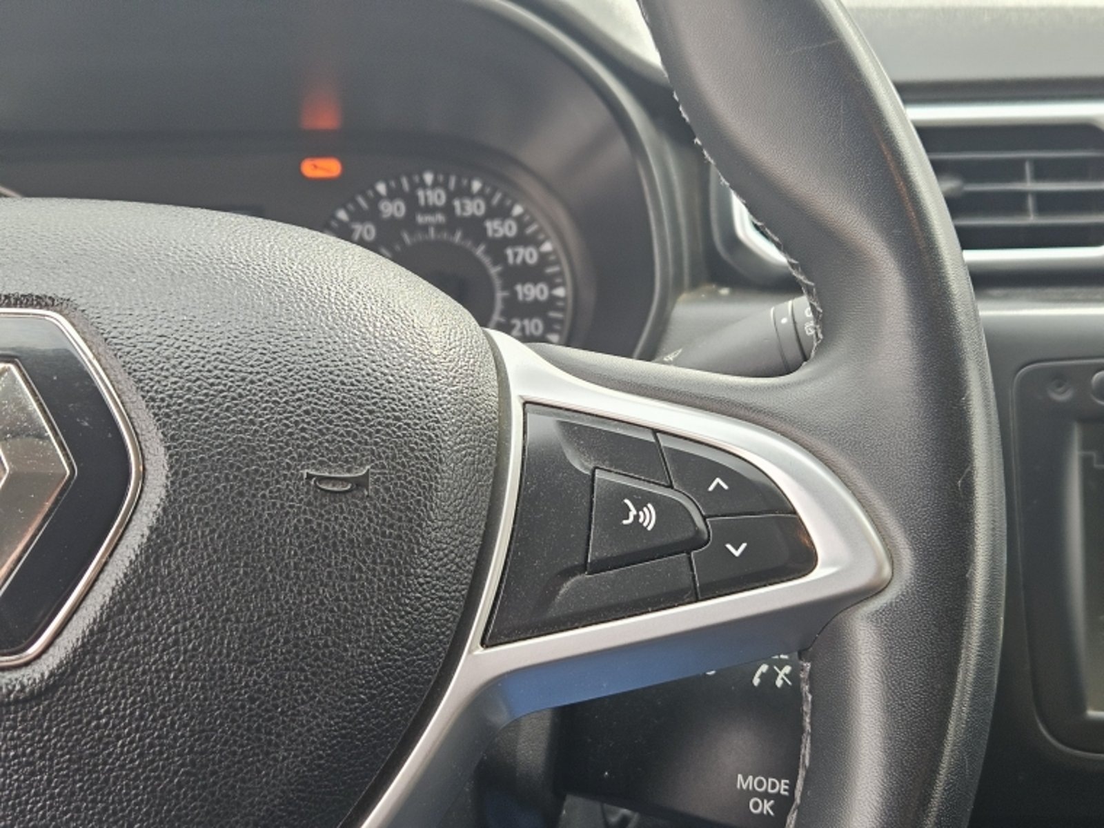 RENAULT Duster Zen 1.6 2021 - Imagen 18 de 20