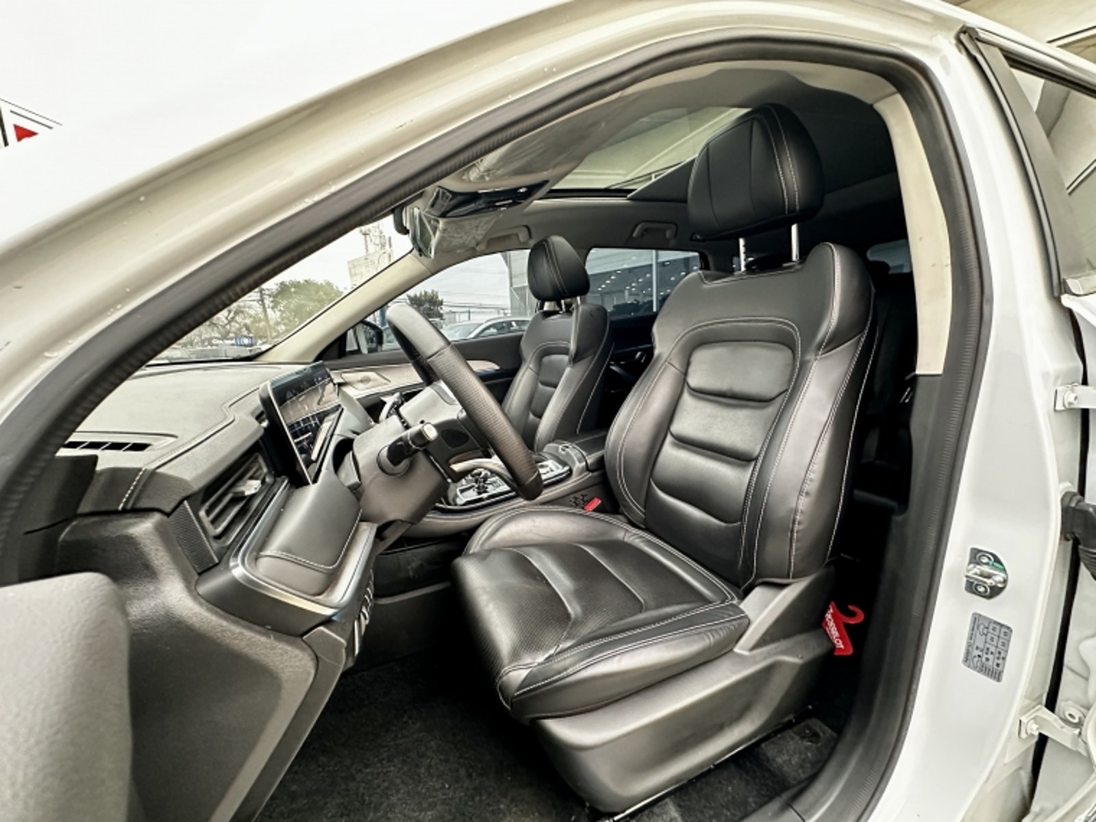 Jetour X70 Plus 1.5t 6dct Fl 2024 - Imagen 9 de 20