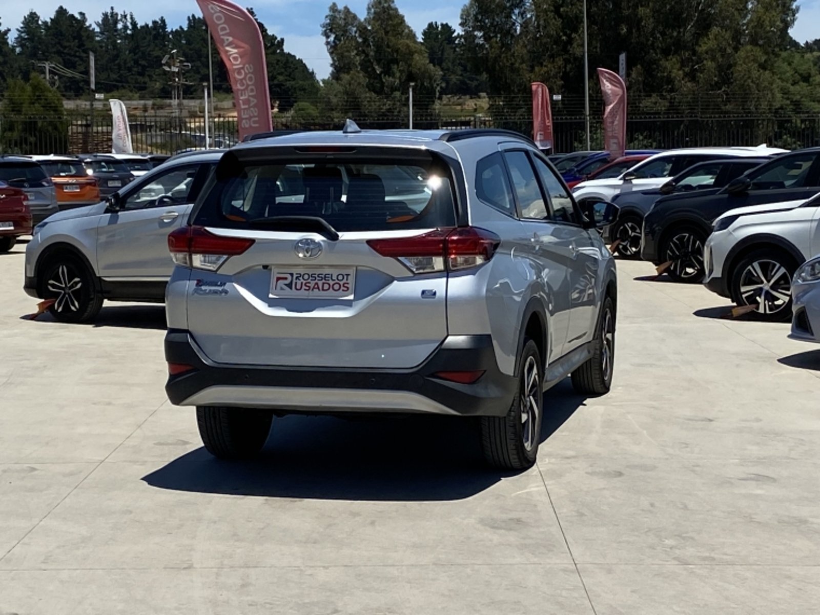 TOYOTA Rush 1.5 Mt 2023 - Imagen 4 de 20